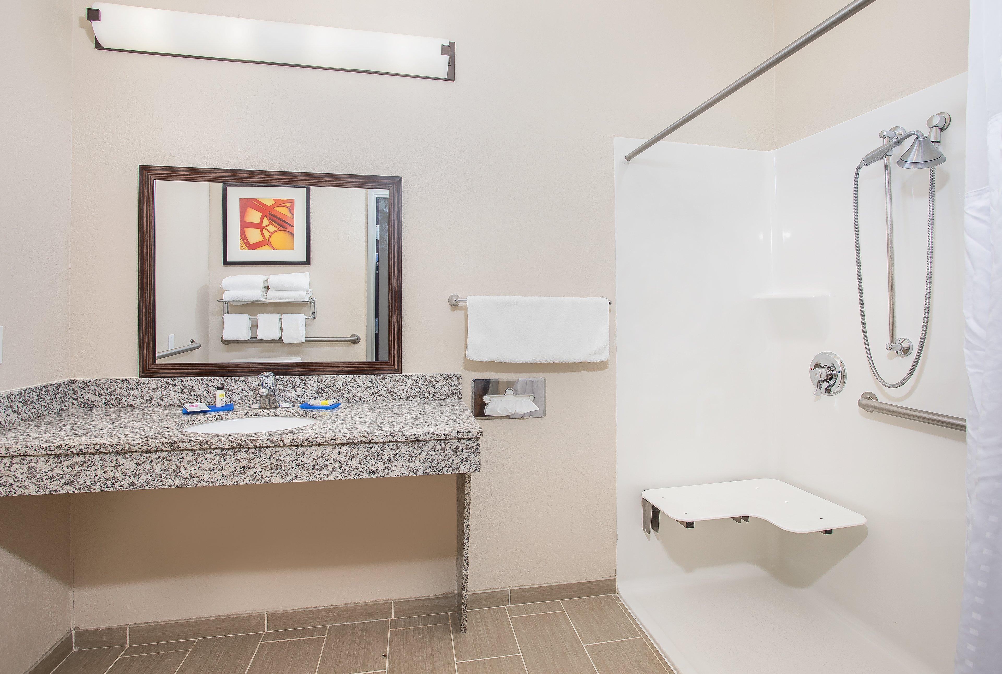 Holiday Inn Express Hotel & Suites Glasgow By Ihg Ngoại thất bức ảnh