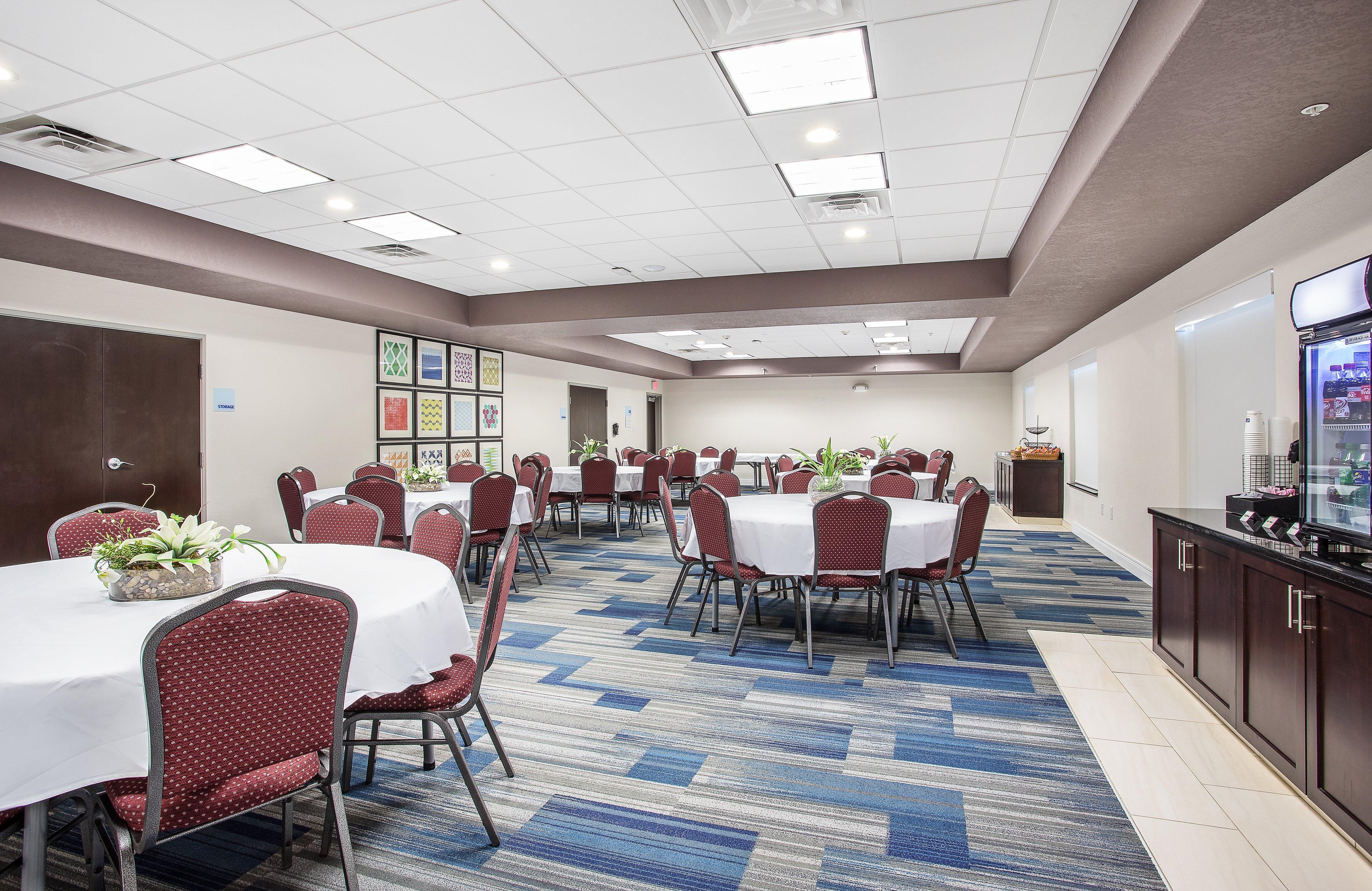 Holiday Inn Express Hotel & Suites Glasgow By Ihg Ngoại thất bức ảnh