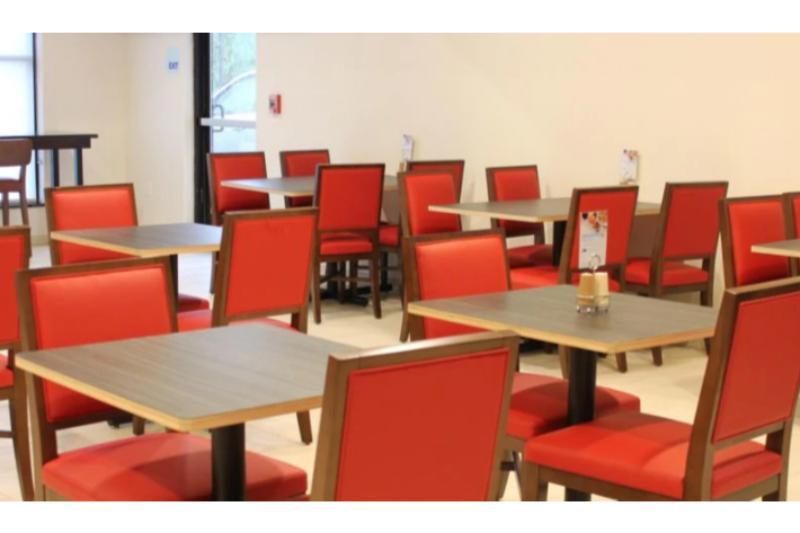 Holiday Inn Express Hotel & Suites Glasgow By Ihg Ngoại thất bức ảnh
